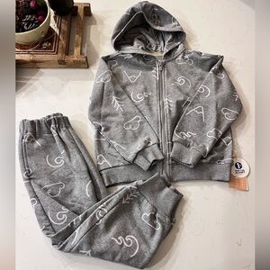 NEW PETITE REVERY kids sweatsuit matching hoodie and sweats